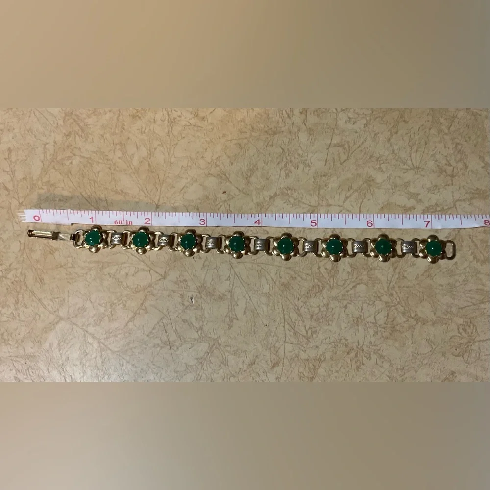St. Patrick’s Day: mug, leprechaun, ngold plated/tone bracelet with green stone.